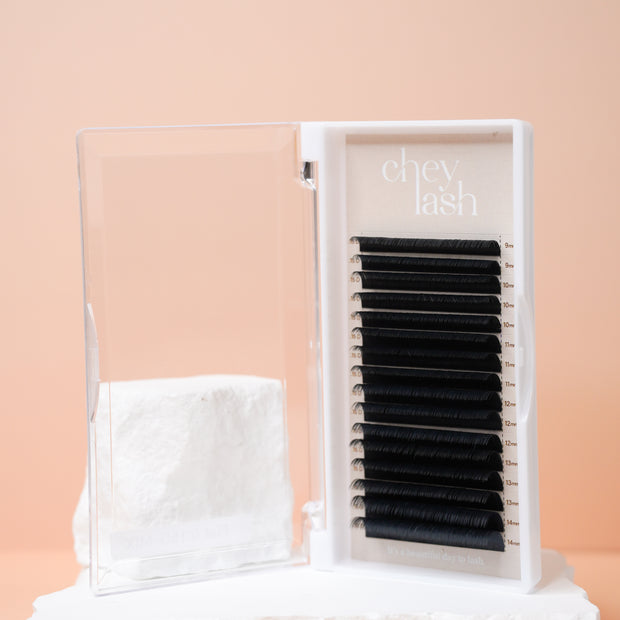 Flat Lashes - 0.15 image 0