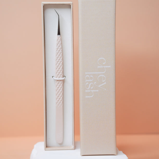 Fibre Tip 45° Volume Tweezer image 0