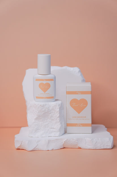 ‘First Love’ Lash Adhesive  image 1