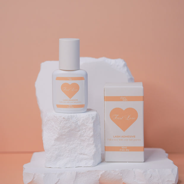 ‘First Love’ Lash Adhesive  image 1