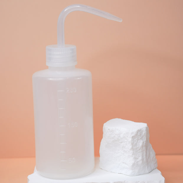 Eyelash Rinse Bottle image 1