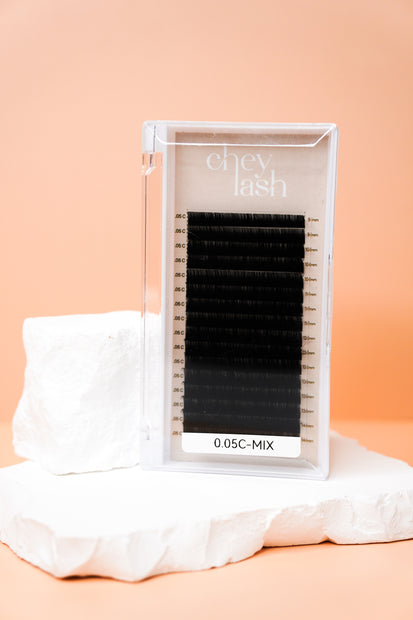 Russian Volume Lashes - 0.05 image 1
