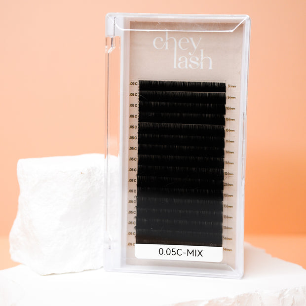 Russian Volume Lashes - 0.05 image 1