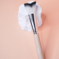 Eyelash Cleansing Brush image 2