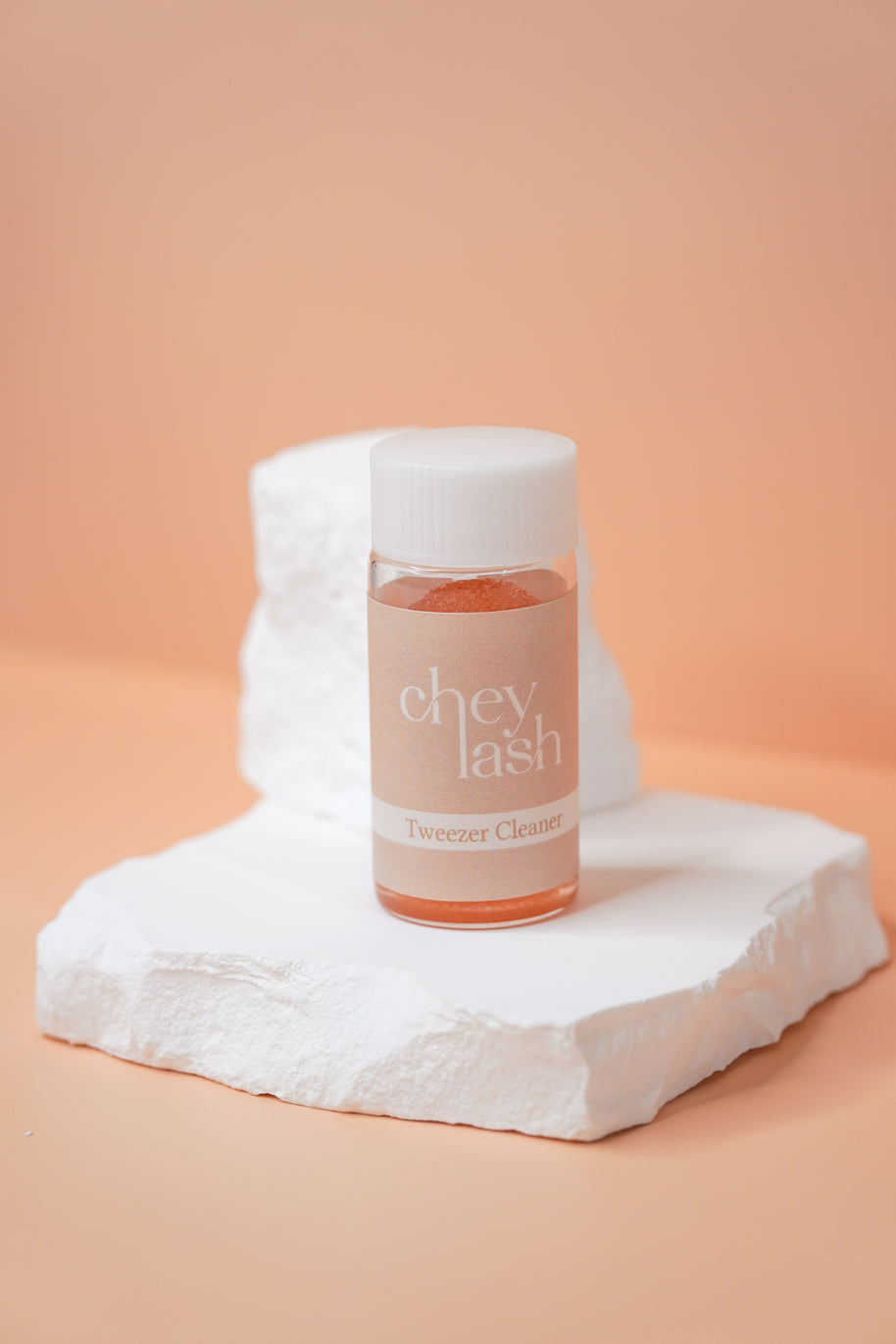 Lash Tweezer Cleaner image 0